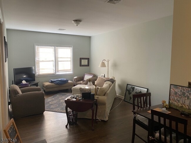 1280 Springfield Ave in New Providence, NJ - Building Photo - Building Photo