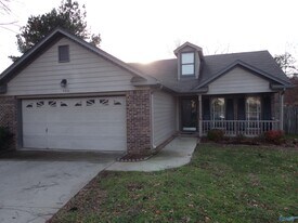 100 Tess Cir in Huntsville, AL - Building Photo