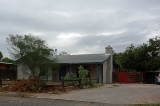 4744 E Baker St in Tucson, AZ - Building Photo - Building Photo