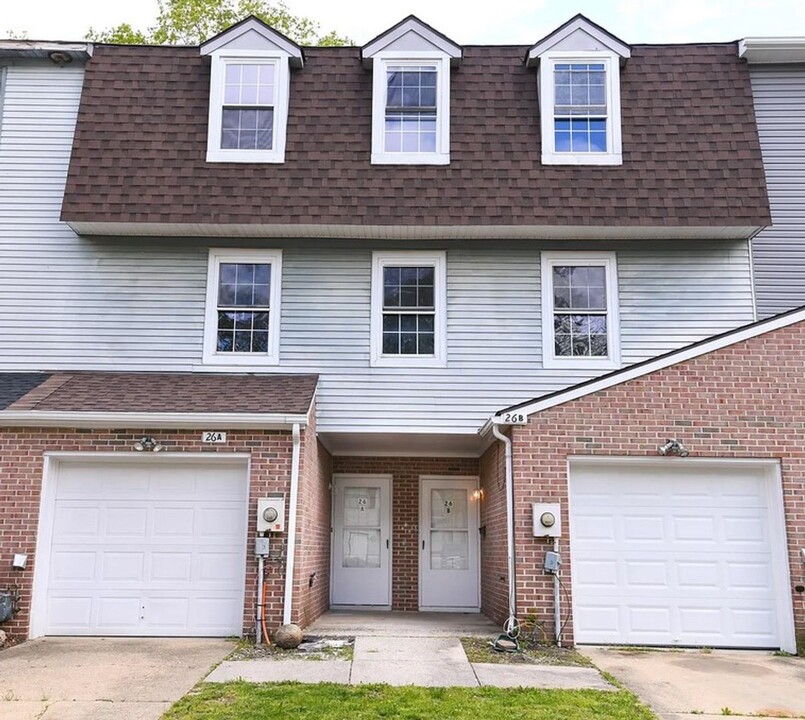 26 Hampton Gate Dr in Sicklerville, NJ - Foto de edificio