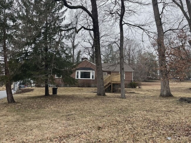 property at 214 Sudbrook Ln