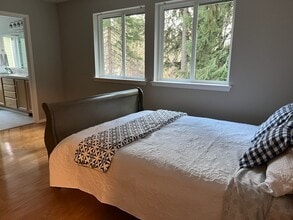 4811 Rural Rd SW, Unit Wolf Unit 1a in Tumwater, WA - Building Photo - Building Photo