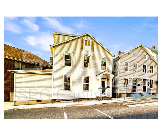 property at 255 Chambersburg St