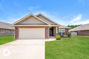 980 Clover Ave in Odenville, AL - Building Photo