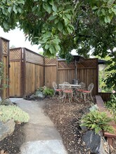 2162 Orchard St in Santa Rosa, CA - Building Photo - Building Photo