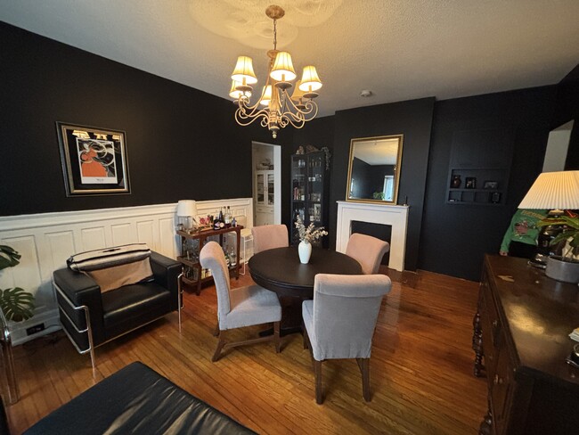35 Ashland Ave, Unit 4