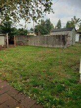 1209 G St in Centralia, WA - Building Photo - Building Photo