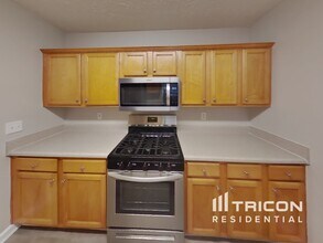 8050 Chapman Terrace in Mcdonough, GA - Foto de edificio - Building Photo