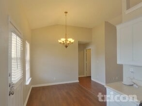 6401 Freedom Ct in Arlington, TX - Building Photo - Building Photo