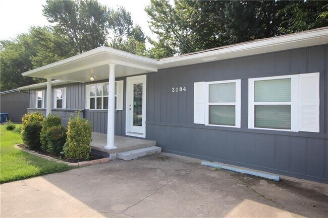 property at 2104 SE 14th St