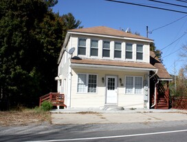 387 Putnam Pike