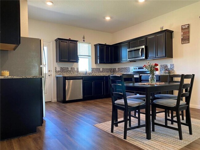 19100 George Norris Dr in Manor, TX - Building Photo - Building Photo