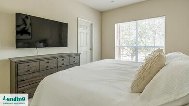 11144 Fuqua St, Unit 232 in Houston, TX - Foto de edificio - Building Photo