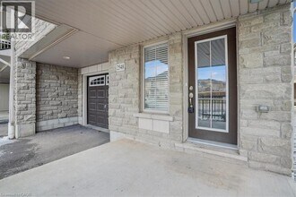 2548 Grand Oak Trail in Oakville, ON - Building Photo - Building Photo