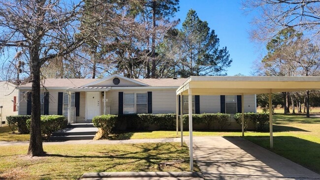 property at 30411 Valley Oaks Dr