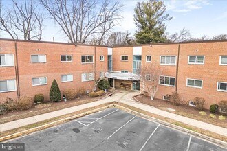 9734 Glen Ave in Silver Spring, MD - Building Photo - Building Photo
