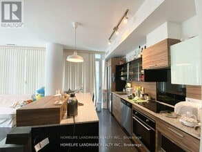 75-675 St Nicholas St in Toronto, ON - Building Photo - Building Photo