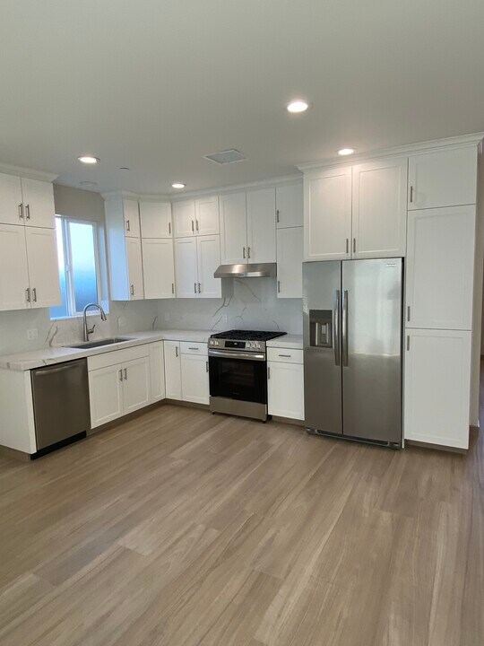 3155-3152 E San Juan Rd in Palm Springs, CA - Building Photo
