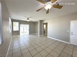 5452 Cape Jasmine Ct in North Las Vegas, NV - Foto de edificio - Building Photo