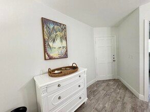 8 Garden St in Jupiter, FL - Building Photo - Building Photo