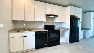 91-3617 Kamolehonua St in Ewa Beach, HI - Building Photo - Building Photo