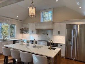 91 Seaver St in Wellesley, MA - Building Photo - Building Photo