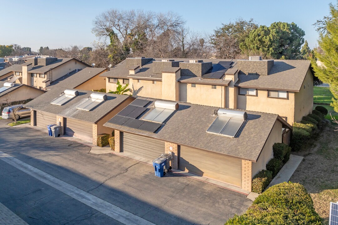 Capistrano Towne Homes in Fresno, CA - Building Photo