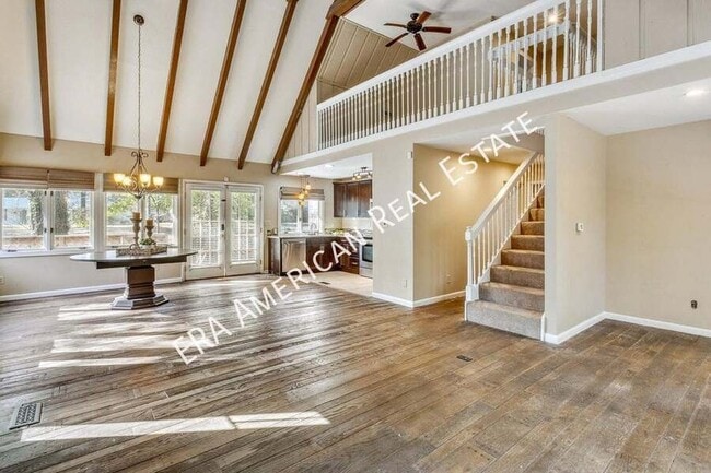 property at 2815 Lake Silver Rd
