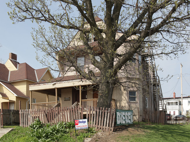 820 S 29th St in Omaha, NE - Building Photo - Building Photo