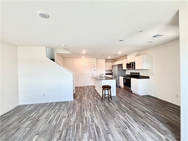 5023 Olive Mesa Ave in Las Vegas, NV - Building Photo - Building Photo