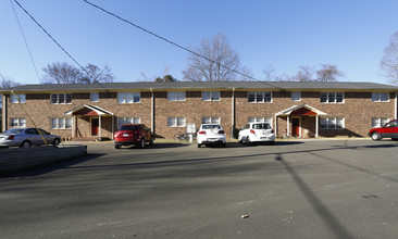 110 W Carr St in Carrboro, NC - Building Photo - Building Photo