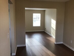 2318 Lammermoor Cir in Indianapolis, IN - Building Photo - Building Photo