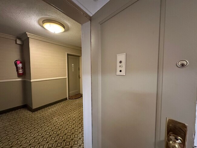 8600 JFK Blvd E in North Bergen, NJ - Building Photo - Building Photo