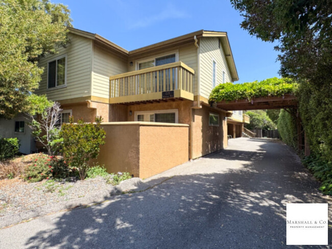 property at 220 Merrydale Rd