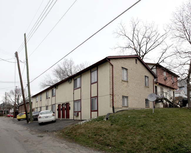 344-352 E 13th Ave in Columbus, OH - Foto de edificio - Building Photo