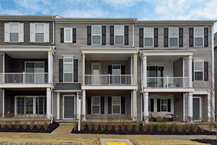 130 Gress Rd in Cranberry Township, PA - Building Photo