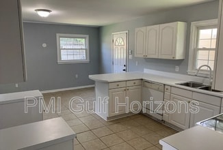 6509 Zeigler Blvd in Mobile, AL - Building Photo - Building Photo