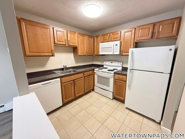 24 Whites Ave, Unit 36