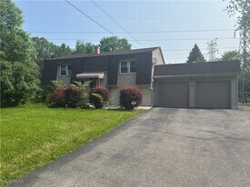 3917 S Schenley Ave in Youngstown, OH - Building Photo