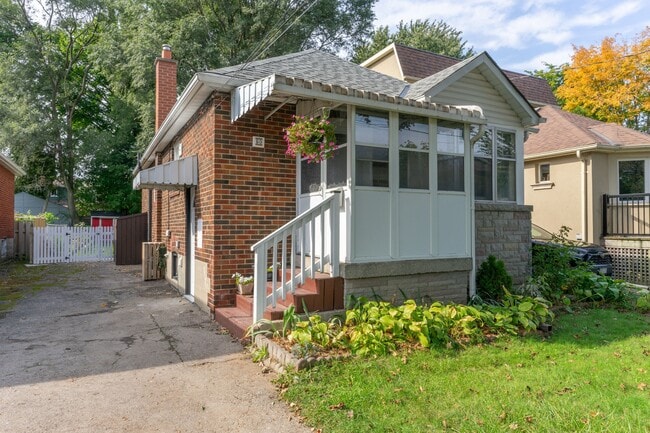 property at 80 Queens Ave