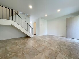 631 W Alton Ave in Santa Ana, CA - Building Photo