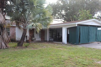 2630 SW 49th Ct in Fort Lauderdale, FL - Building Photo - Building Photo