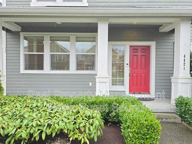 4421 Riverfront Blvd in Everett, WA - Building Photo - Building Photo