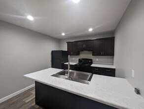 30 Southstone Dr-Unit -30 Southstone in Batesville, AR - Building Photo - Building Photo