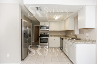 11015 Harding Dr in Port Richey, FL - Building Photo - Building Photo