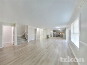 1922 Kingen Dr in Greenfield, IN - Building Photo - Building Photo