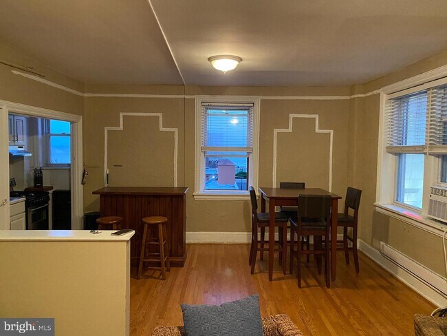 37 S Iowa Ave-Unit -6A in Atlantic City, NJ - Building Photo - Building Photo