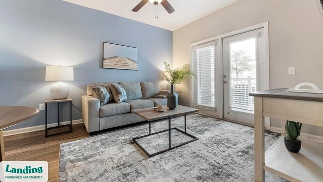 property at 915 Brentmoor Dr