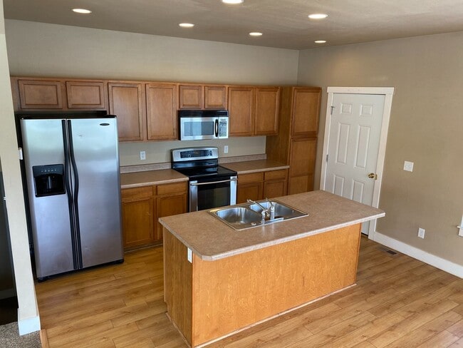 1893 Brisk Ct in Bozeman, MT - Building Photo - Building Photo