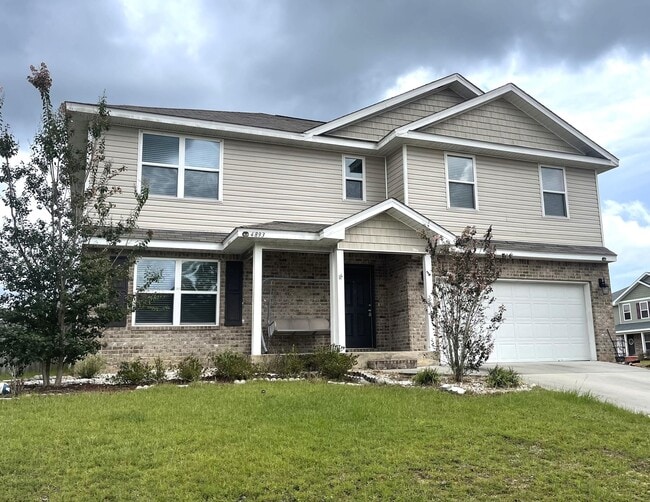 property at 4893 Kensington Ln